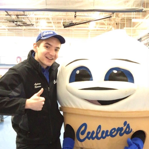 Meet your Posher, Andrew - Picture 1 of 1